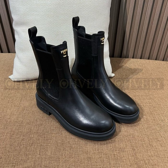 펜디 필로 블랙 가죽 바이커 부츠