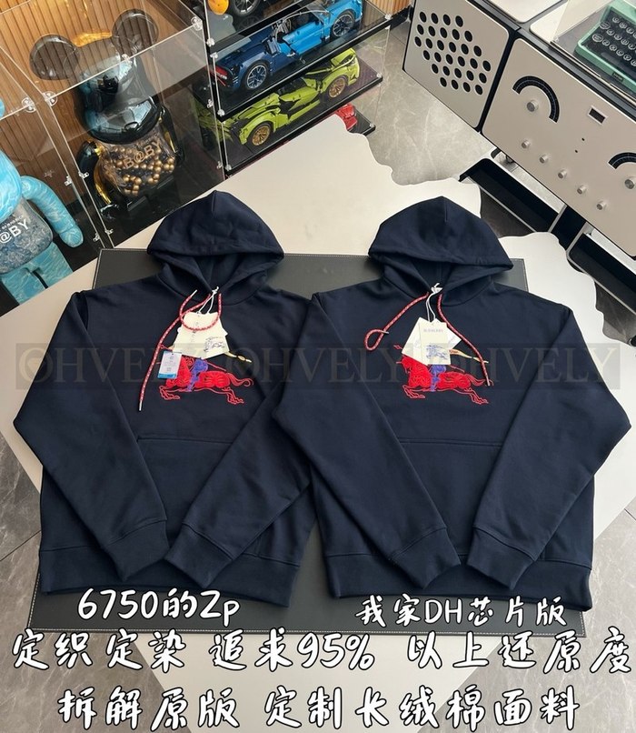 【 ZP 】Burberry 후드티 네이비 (매장가 135만원)