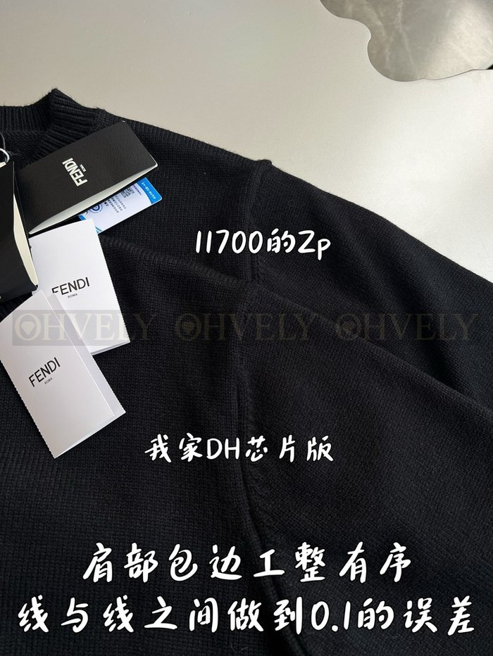 【 ZP 】FENDI 블랙 니트 맨투맨 티셔츠 (매장가 234만원)