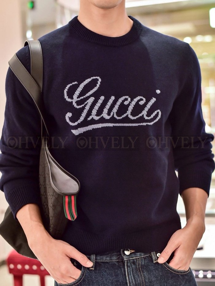 【 ZP 】GUCCI 니트 맨투맨 티셔츠 (매장가 238만원)