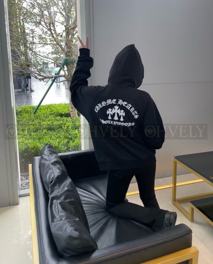 【 ZP 】CHROME HEARTS 후드 집업 블랙 (매장가 250만원)