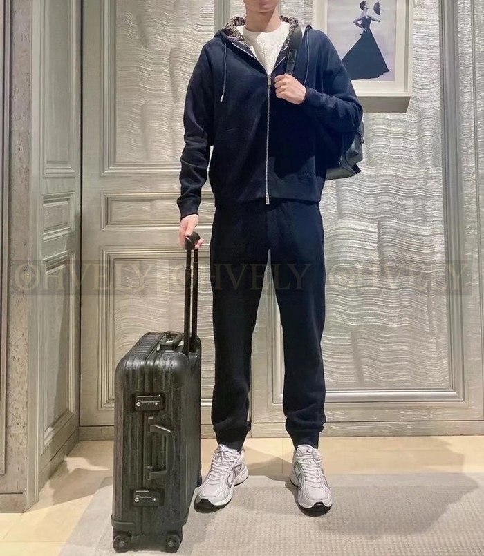 【 ZP 】DIOR 팬츠 (매장가 340만원)