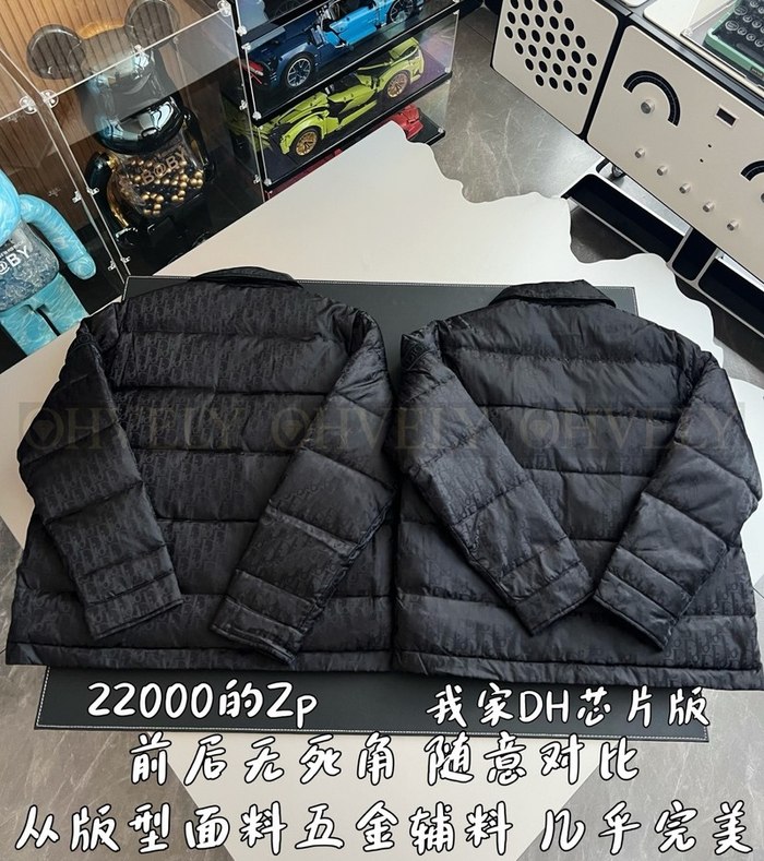 【 ZP 】DIOR 패딩 (매장가 440만원)