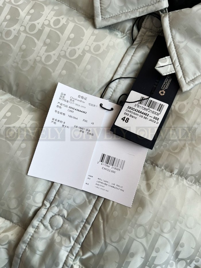 【 ZP 】DIOR 패딩 (매장가 440만원)