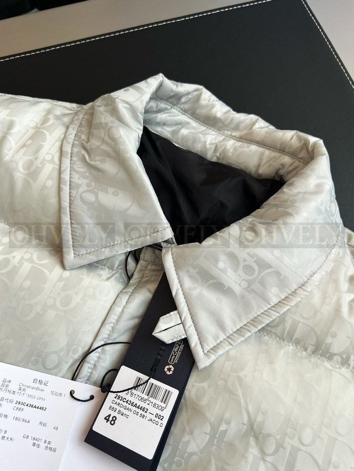 【 ZP 】DIOR 패딩 (매장가 440만원)