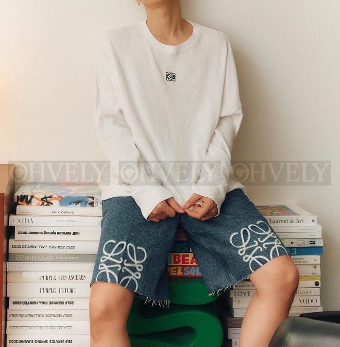 【 ZP 】LOEWE 라운드 맨투맨 (매장가 116만원)