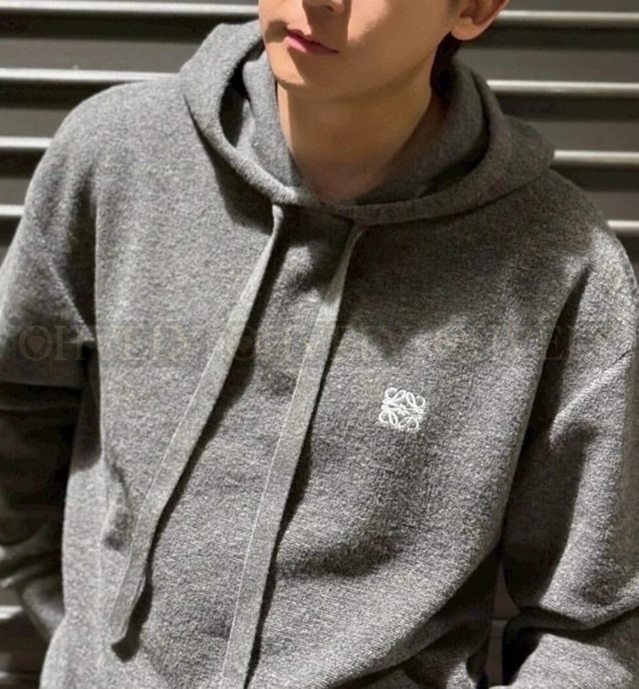 【 ZP 】LOEWE 후드 맨투맨 (매장가 278만원)