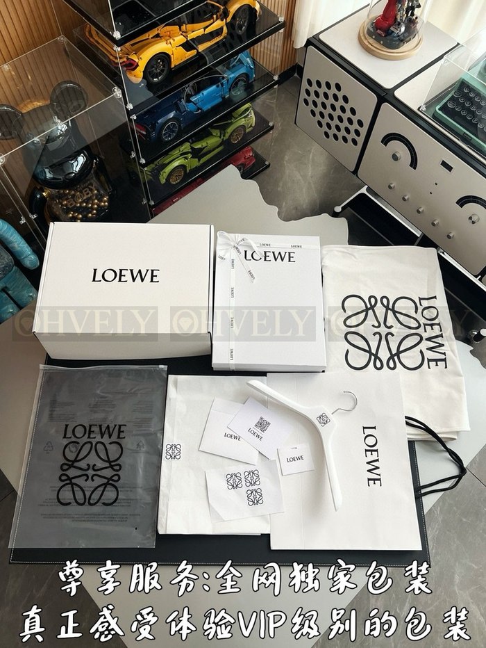 【 ZP 】LOEWE 팬츠 (매장가 156만원)