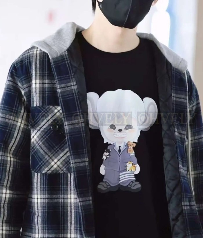 【 ZP 】CELINE 체크 아우터 (350만원)