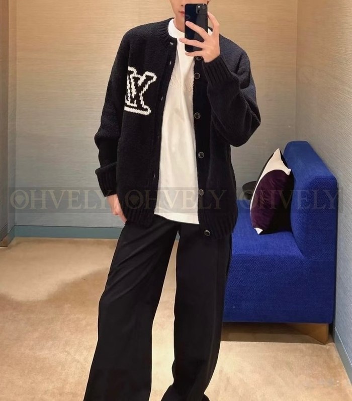 【 ZP 】LOUIS VUITTON 니트 스웨터 (매장가 302만원)