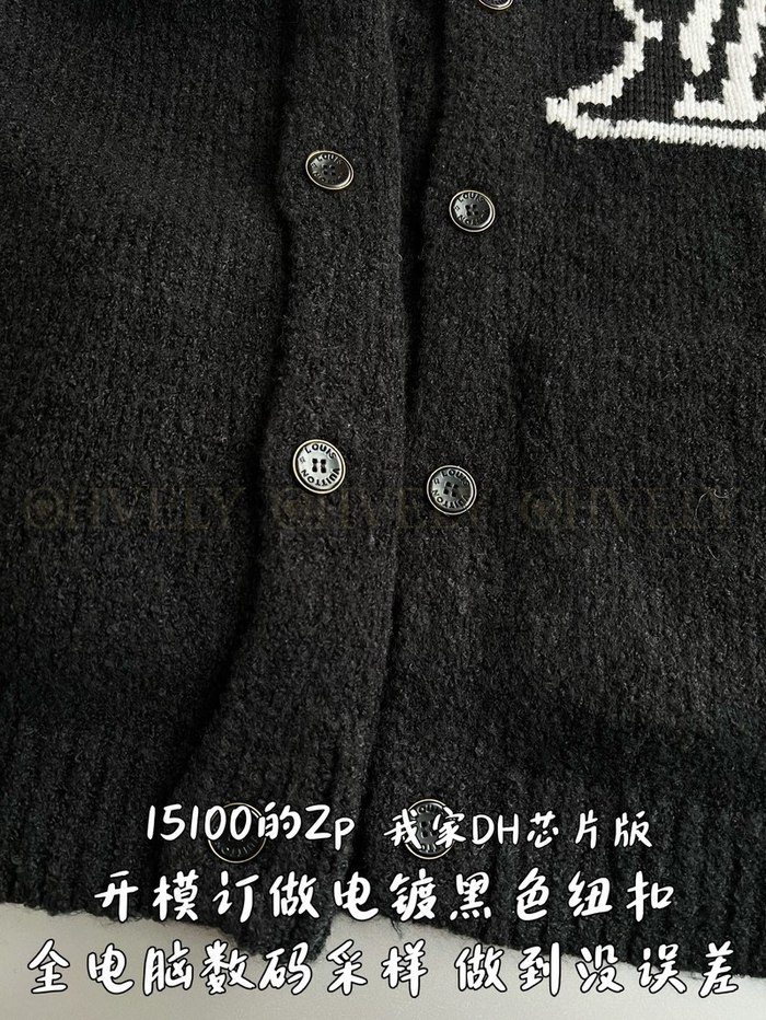 【 ZP 】LOUIS VUITTON 니트 스웨터 (매장가 302만원)