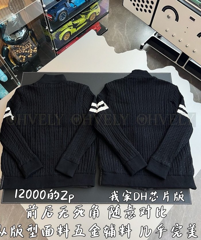 【 ZP 】MONCLER 패딩 아우터 (매장가 240만원)