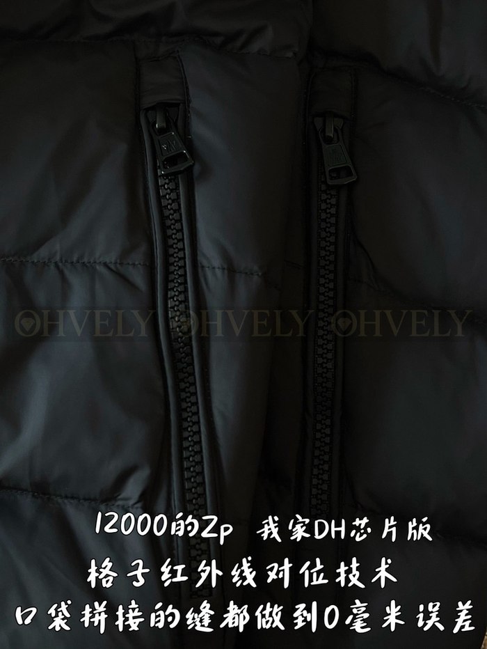 【 ZP 】MONCLER 패딩 아우터 (매장가 240만원)