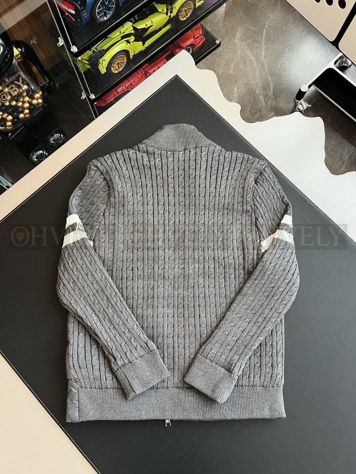 【 ZP 】MONCLER 패딩 아우터 (매장가 240만원)