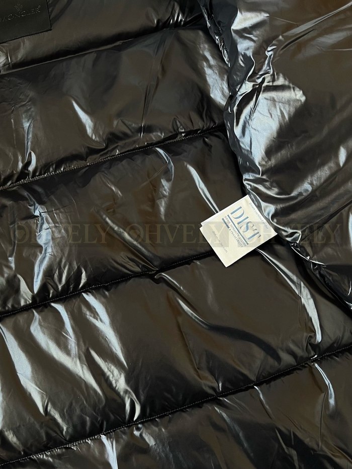 【 ZP 】MONCLER 패딩 (매장가 356만원)