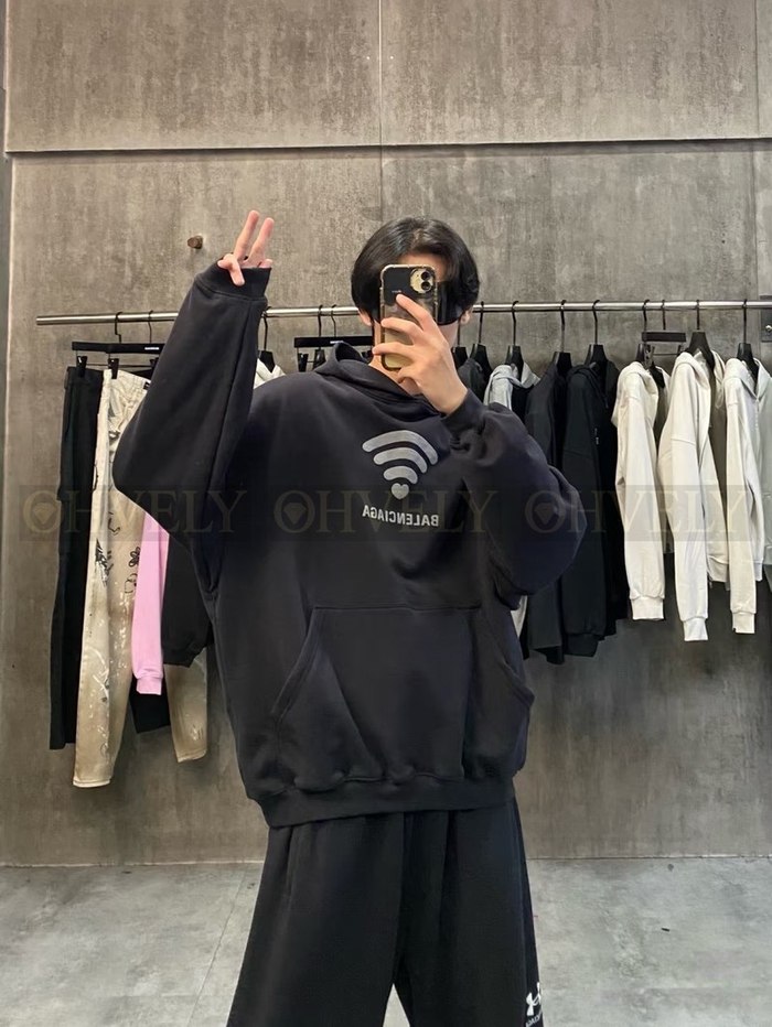 【 ZP 】BALENCIAGA 후드 맨투맨 (매장가 172만원)