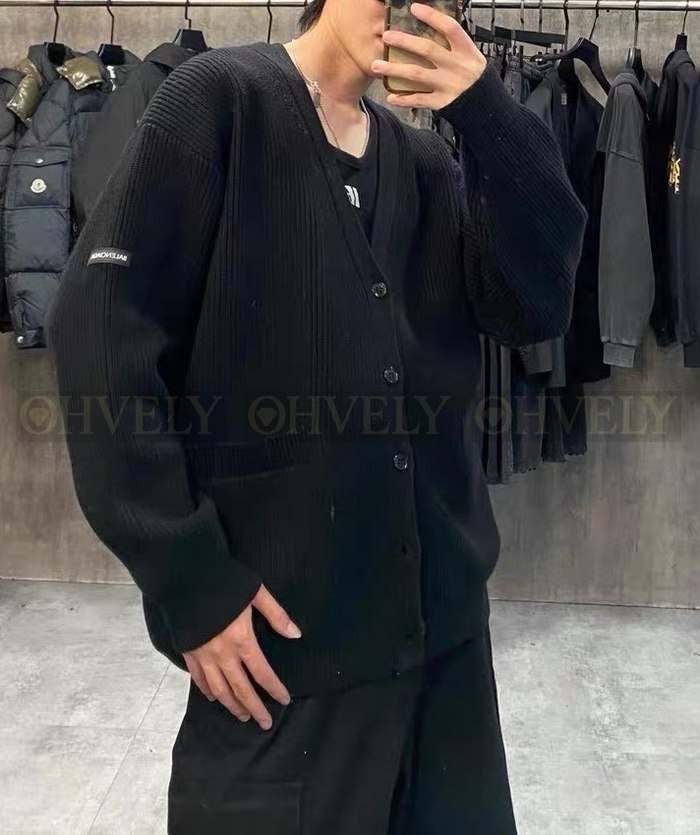 【 ZP 】BALENCIAGA 가디건 (매장가 240만원)