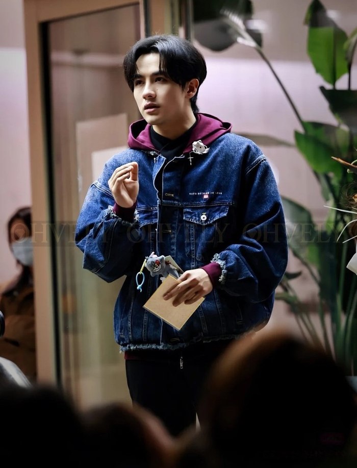 【 ZP 】BALENCIAGA 청자켓 (매장가 370만원)