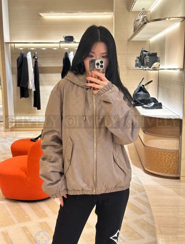 【 ZP 】LOUIS VUITTON 점퍼 (매장가 522만원)