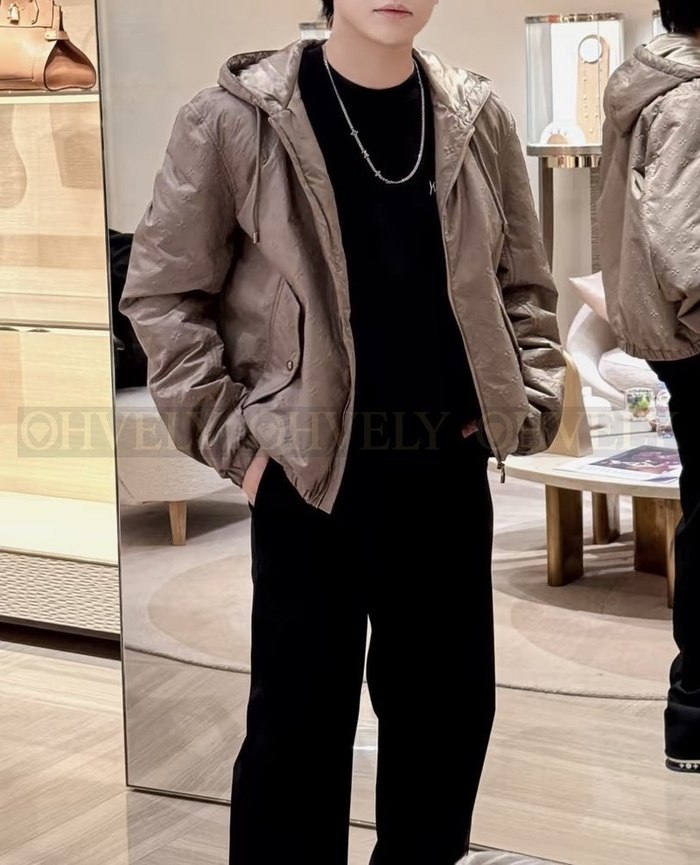 【 ZP 】LOUIS VUITTON 점퍼 (매장가 522만원)