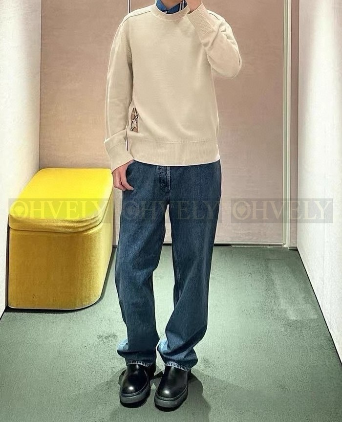 【 ZP 】Burberry 체크 라벨 울 스웨터 (매장가 119만원)