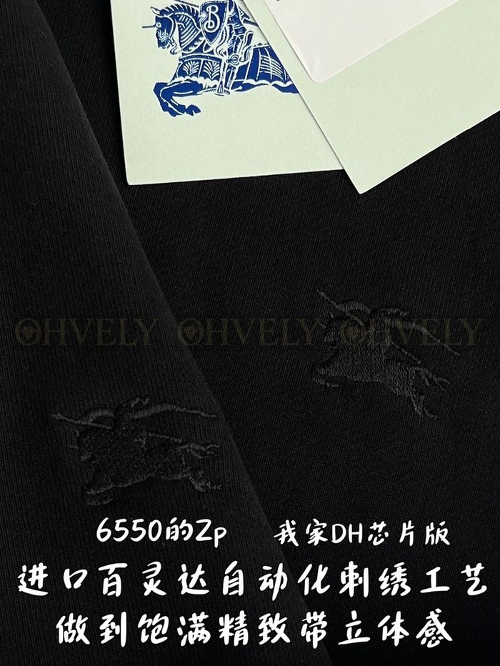 【 ZP 】Burberry 체크 트리밍 맨투맨 (매장가 131만원)