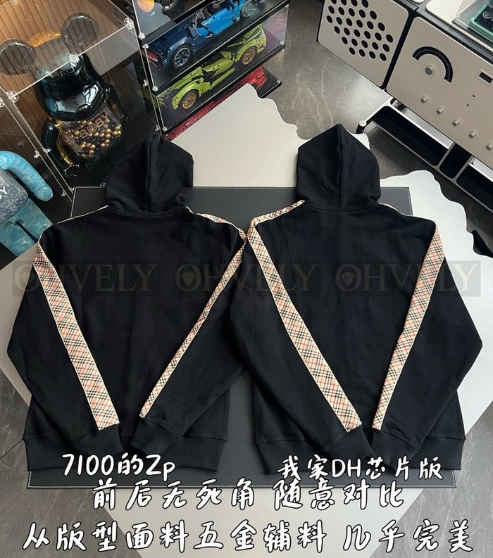 【 ZP 】Burberry 체크 트리밍 코튼 지퍼 후디 (매장가 142만원)