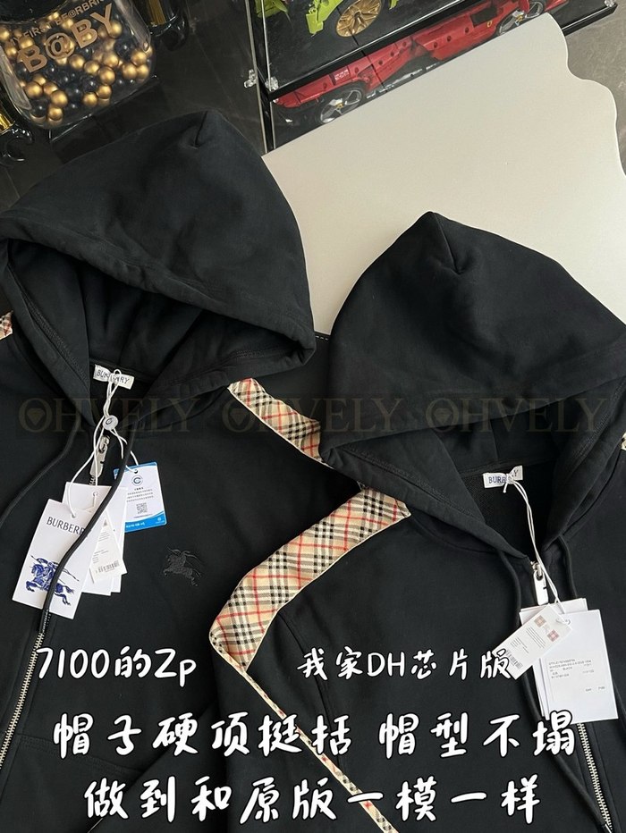 【 ZP 】Burberry 체크 트리밍 코튼 지퍼 후디 (매장가 142만원)