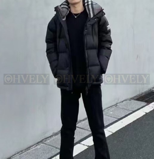 【 ZP 】Burberry 다운 패딩 (매장가 204만원)