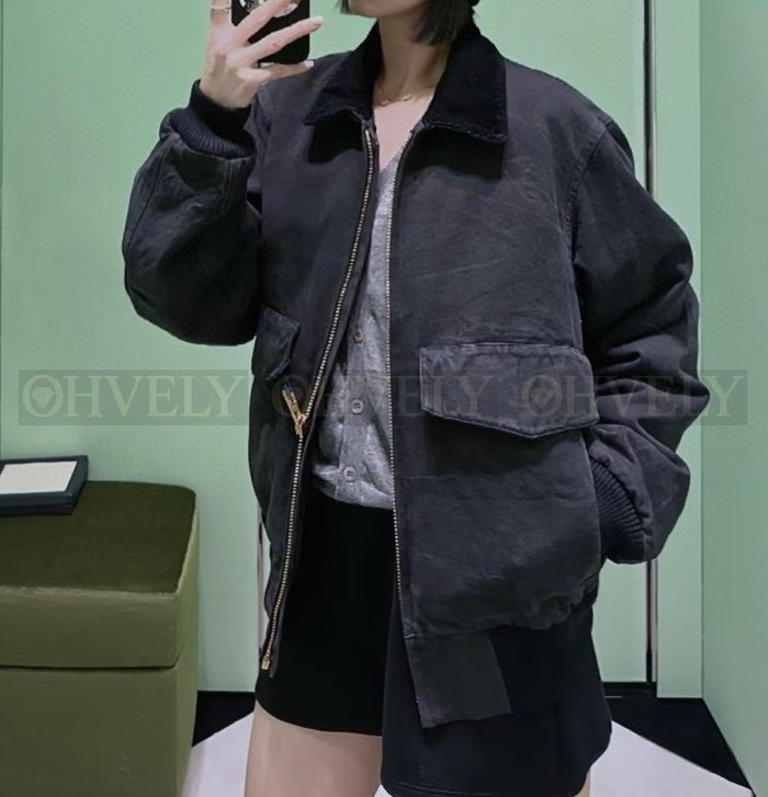 【 ZP 】Prada 자켓 (매장가 852만원)