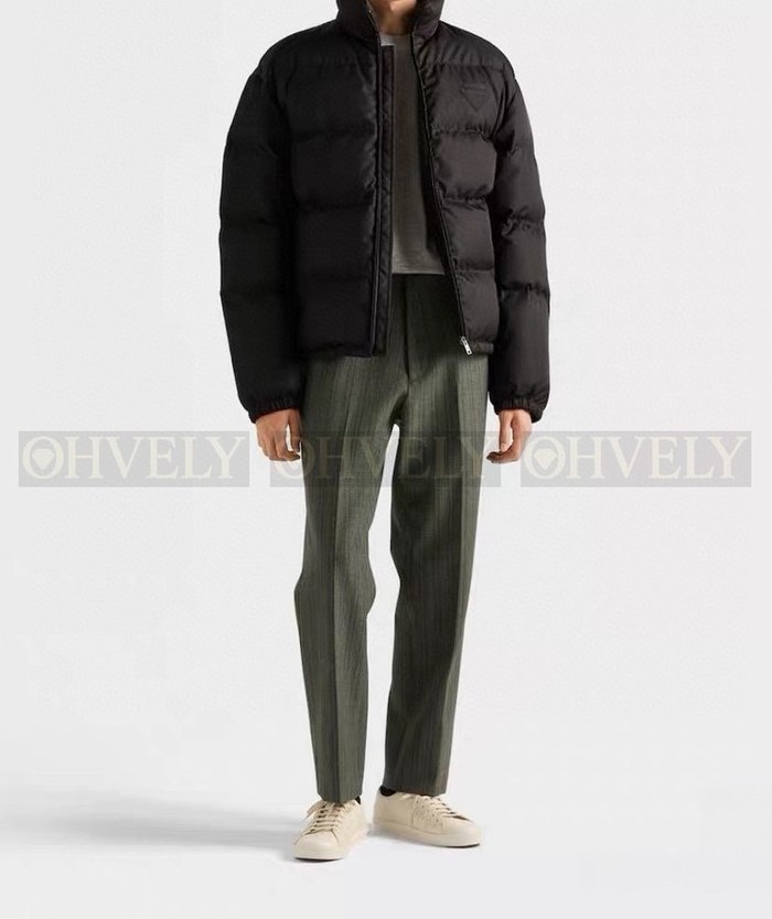 【 ZP 】Prada 패딩 (매장가 598만원)