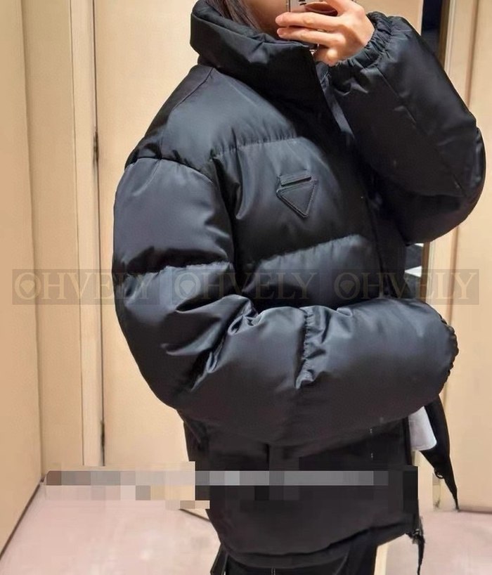 【 ZP 】Prada 패딩 (매장가 478만원)