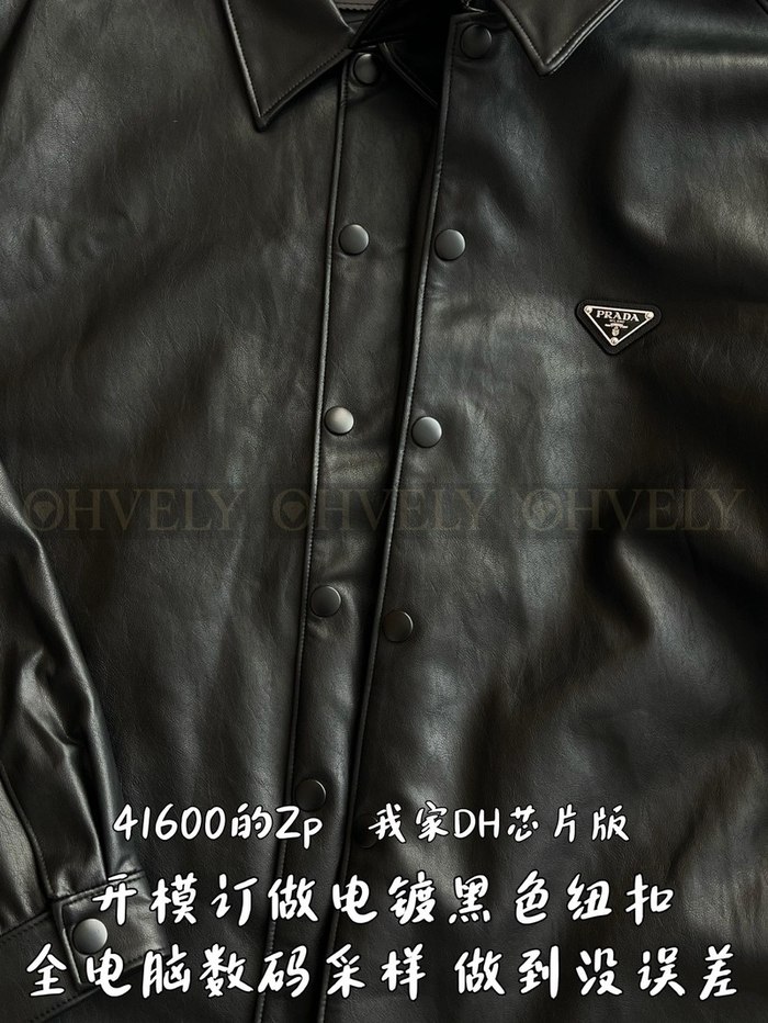 【 ZP 】Prada 자켓 (매장가 832만원)