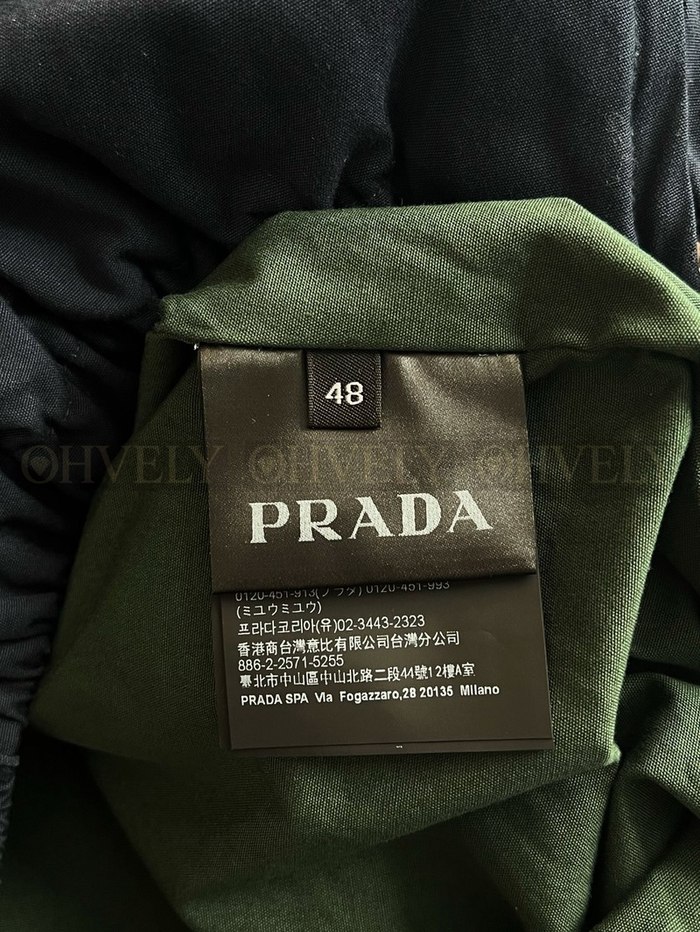 【 ZP 】Prada 자켓 (매장가 386만원)