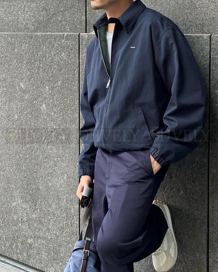 【 ZP 】Prada 자켓 (매장가 386만원)