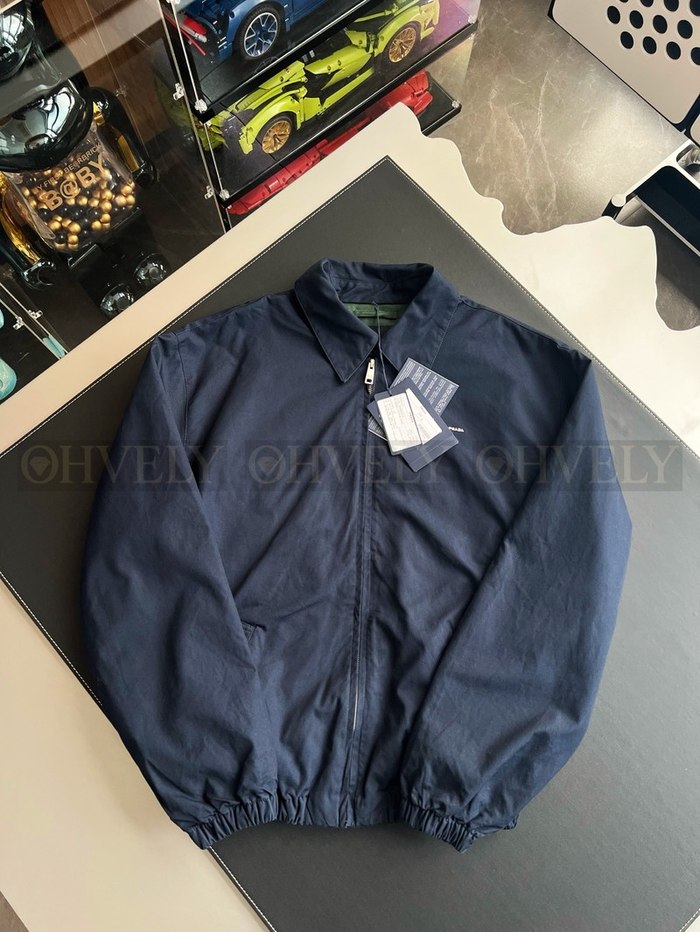 【 ZP 】Prada 자켓 (매장가 386만원)