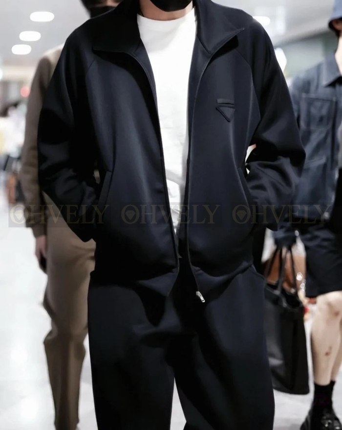 【 ZP 】Prada 집업 자켓 (매장가 284만원)