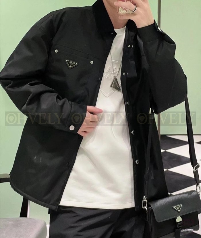 【 ZP 】Prada 자켓 (매장가 282만원)