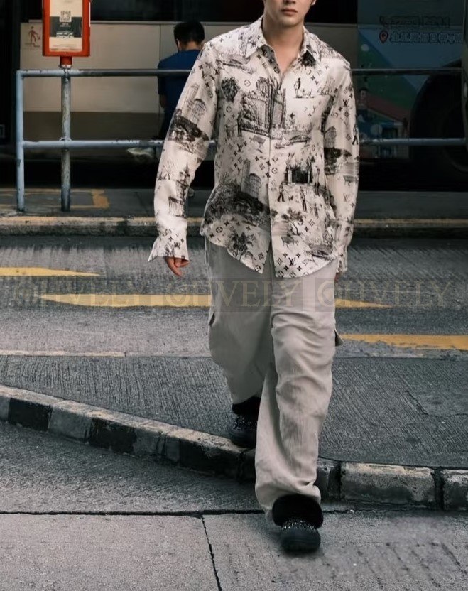 【 ZP 】LOUIS VUITTON 셔츠 (매장가 362만원)