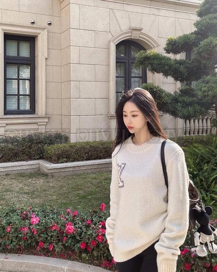 【 ZP 】LOUIS VUITTON 니트 (매장가 244만원)