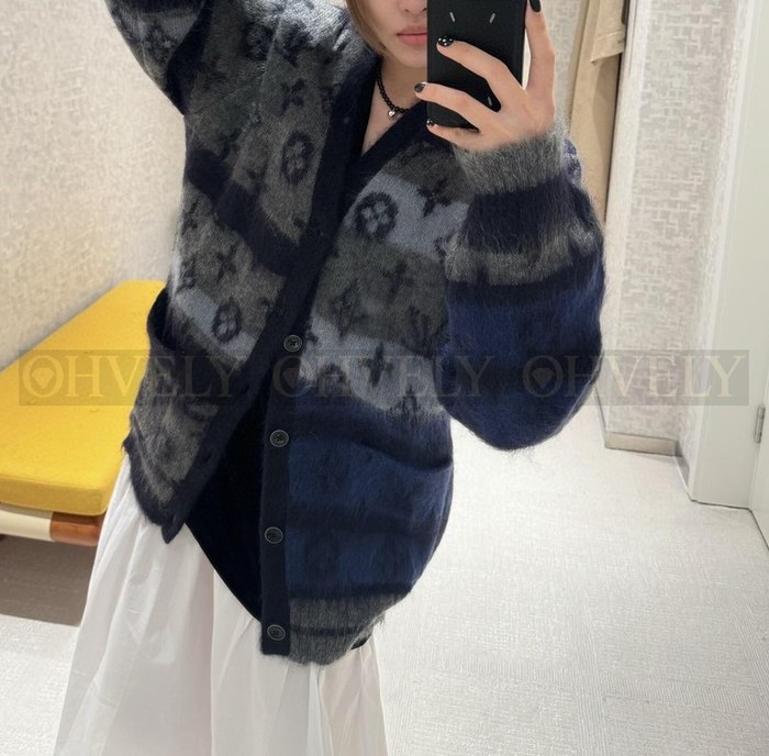 【 ZP 】LOUIS VUITTON 스웨터 (매장가 316만원)