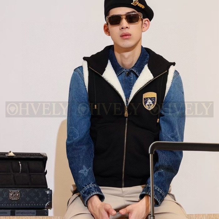 【 ZP 】LOUIS VUITTON 후드 조끼 (매장가 302만원)