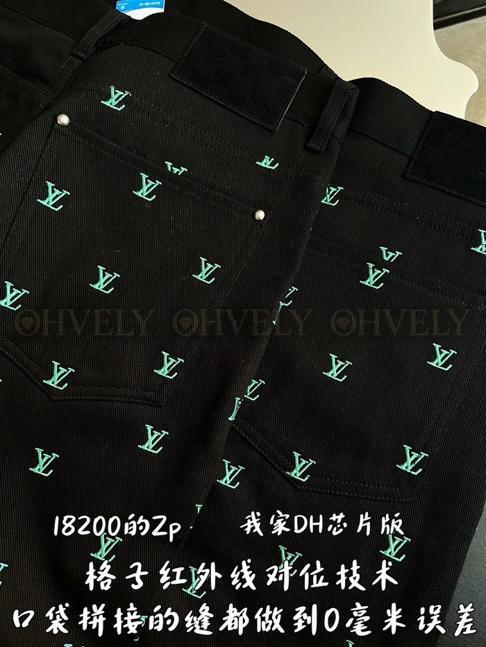 【 ZP 】LOUIS VUITTON 데님 스케이트 팬츠 (매장가 364만원)