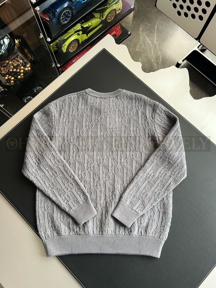 【 ZP 】DIOR 스웨터 (매장가 380만원)