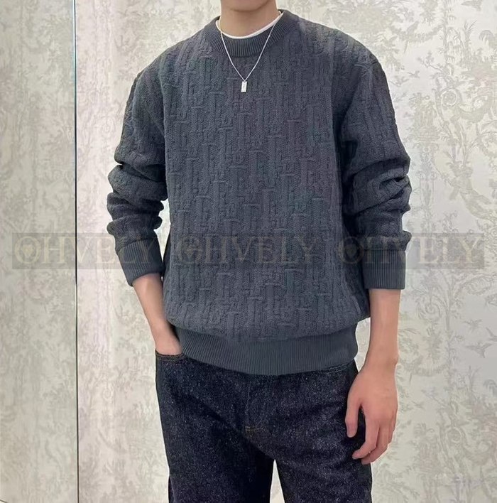 【 ZP 】DIOR 스웨터 (매장가 380만원)