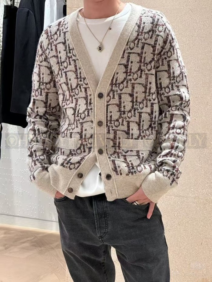 【 ZP 】DIOR 스웨터 가디건 (매장가 310만원)