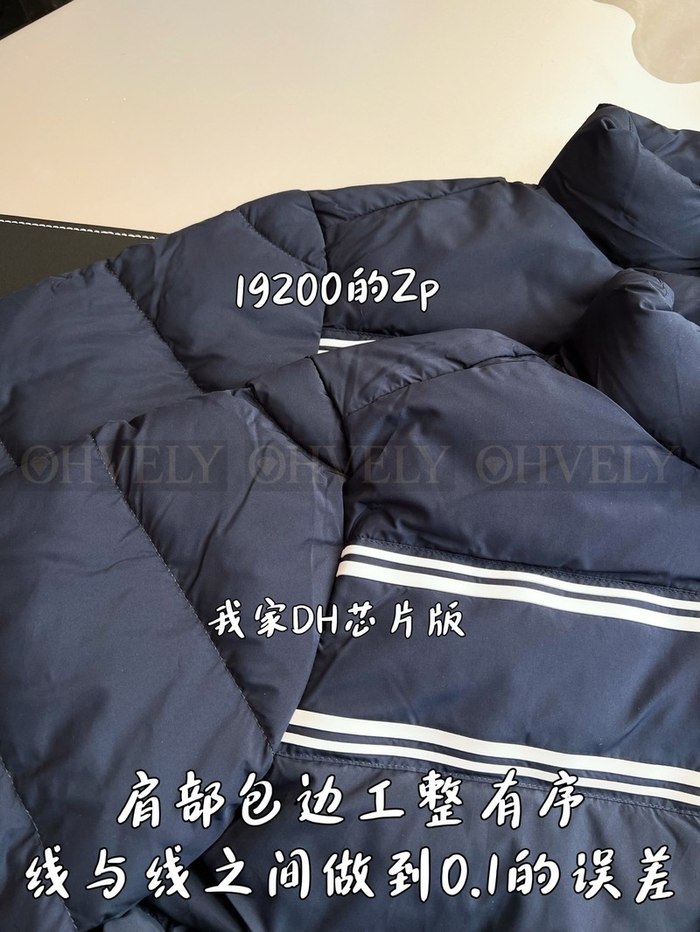 【 ZP 】GUCCI 다운 패딩 (매장가 384만원)