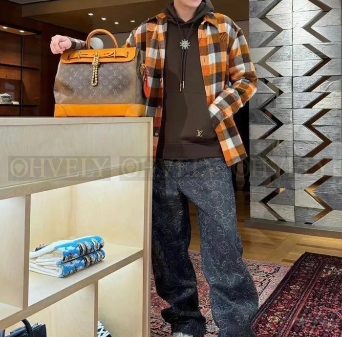 【 ZP 】LOUIS VUITTON 셔츠 (매장가 214만원)