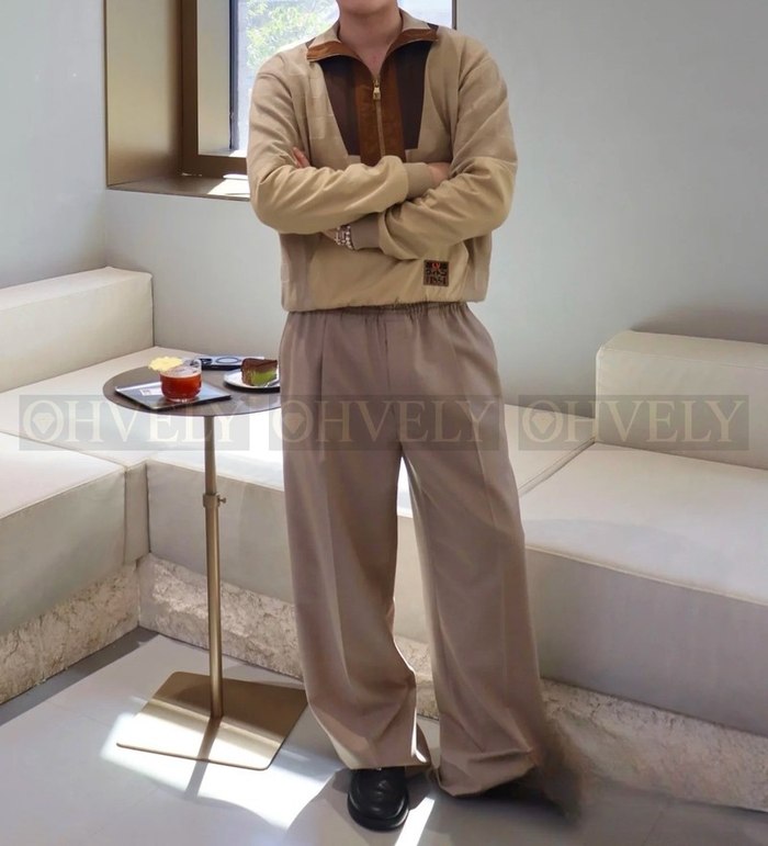 【 ZP 】LOUIS VUITTON 하프 집업 (매장가 314만원)