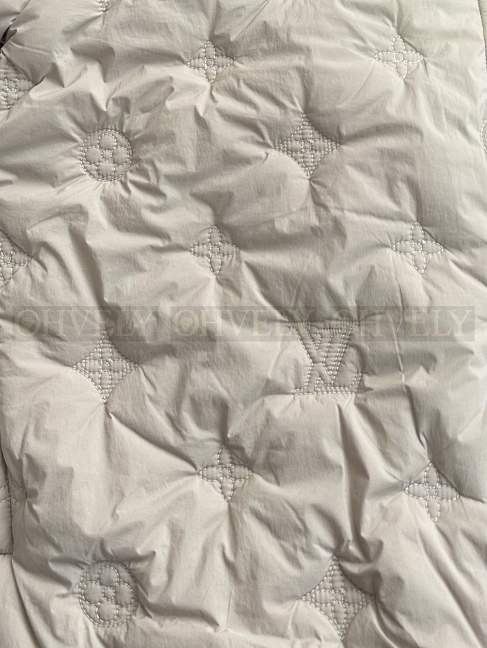 【 ZP 】LOUIS VUITTON 패딩 자켓 (매장가 572만원)